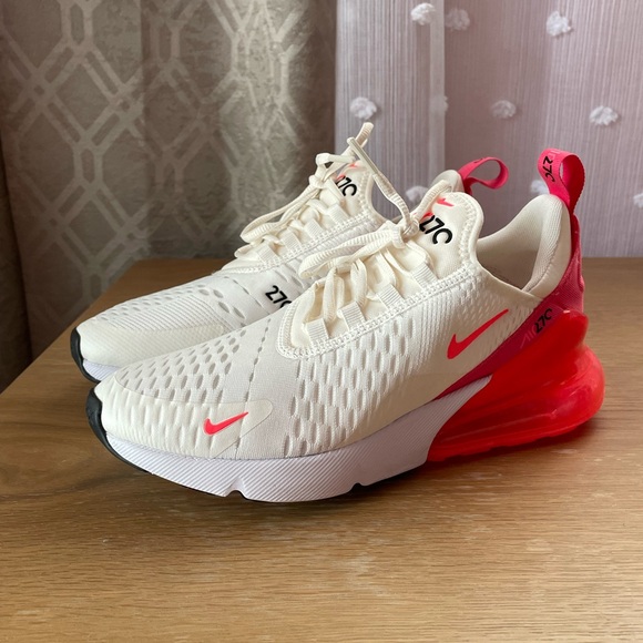 Nike Women's Sneakers in White and Pink New without Box - Picture 2 of 9